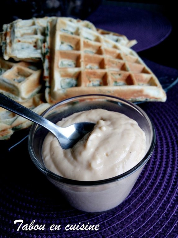 Gaufres aux epinards sauce fromagère 