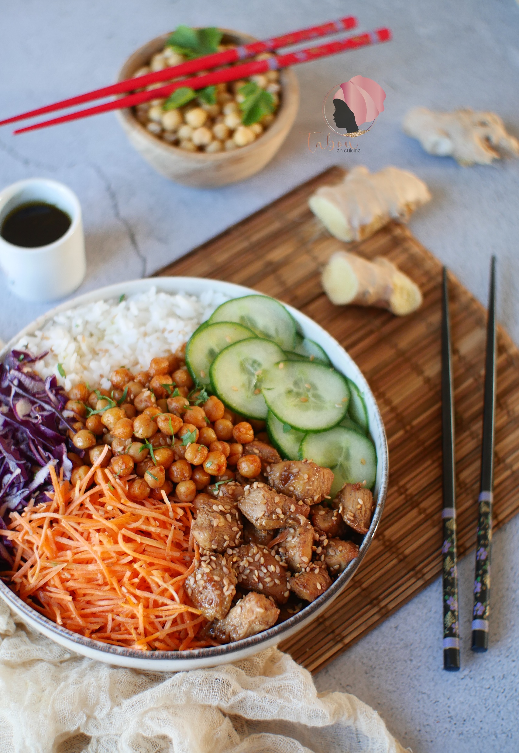 Poké bowl poulet et pois chiche